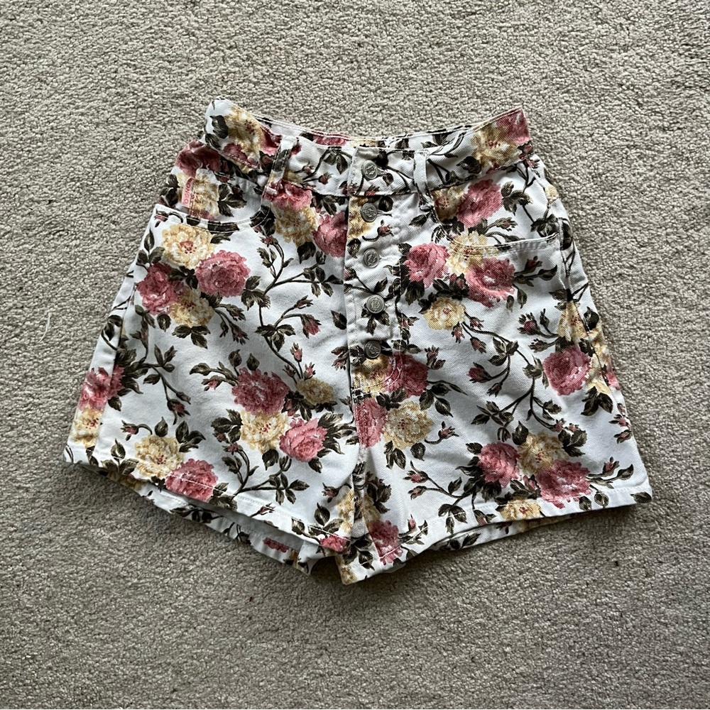 Vintage Bongo Floral High-Waisted Shorts‎